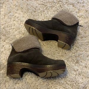 Clark’s booties size 6.5